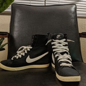 nike racquette mid